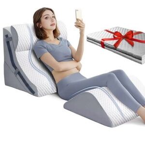 Adjustable White and Gray Wedge Pillow